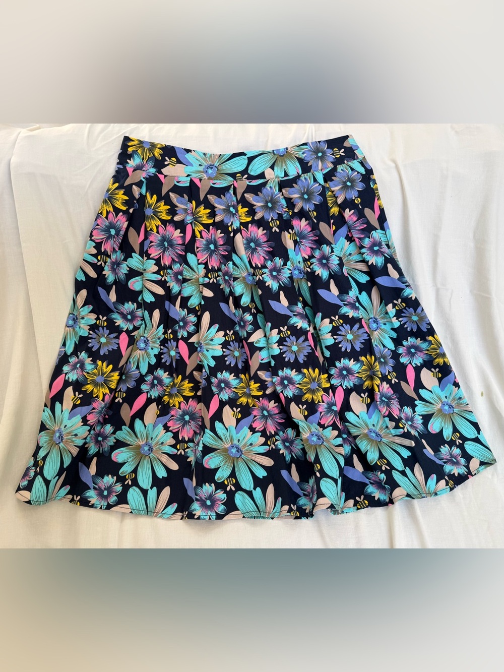 Floral Pleated Skirt in Navy with pockets